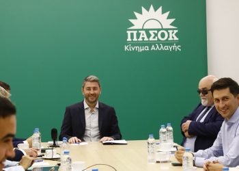 Φοβούνται και νέες αποχωρήσεις υπέρ Τσίπρα στο ΠΑΣΟΚ