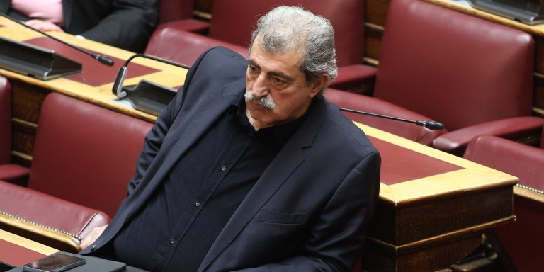 Άρση ασυλίας του Παύλου Πολάκη εισηγήθηκε στην Ολομέλεια η Επιτροπή Δεοντολογίας