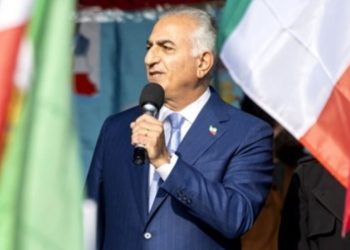 Ιράν: Ο εξόριστος γιος του Σάχη κάλεσε τις δυνάμεις ασφαλείας να ενωθούν «με τον λαό»