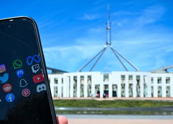 Αυστραλία: Απενεργοποίηση 5 εκατομμυρίων λογαριασμών κοινωνικής δικτύωσης εφήβων