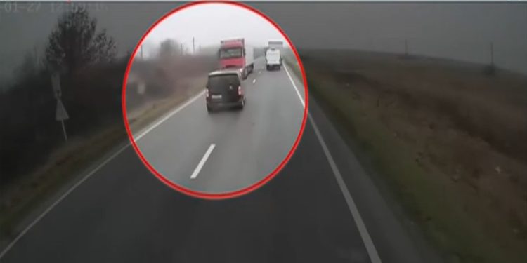 «Το lane assist μπλόκαρε το τιμόνι»: Τι λέει ένας εκ των επιζώντων του φονικού τροχαίου με οπαδούς του ΠΑΟΚ