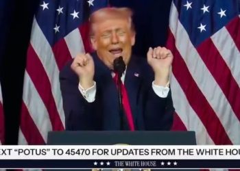 Νέο παραλήρημα Τραμπ: «Χωρίς εμένα η Ρωσία θα είχε όλη την Ουκρανία»