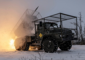 Ουκρανία: Έξι νεκροί από ρωσικά πλήγματα