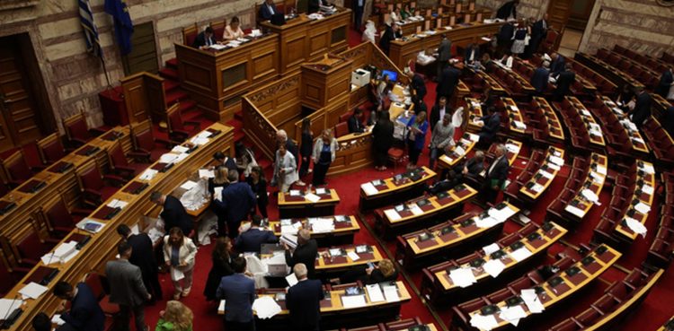 Ποιον δίνουν ως δεύτερο φαβορί για πρωθυπουργό οι στοιχηματικές