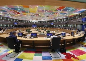 Politico: «Ναι» στην εμπορική συμφωνία με τις ΗΠΑ ετοιμάζονται να πουν στον Τραμπ οι Βρυξέλλες