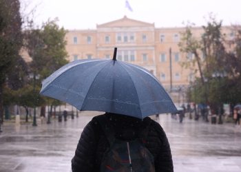 Καιρός: «Καμπανάκι» Τσατραφύλλια για Αττική – «Μέσα σε λίγες ώρες θα δεχτεί το νερό 30 – 60 ημερών»