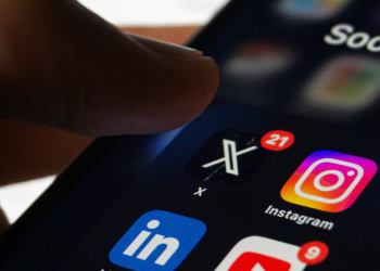 Έπεσε το Χ – Εκατομμύρια χρήστες αναφέρουν πρόβλημα