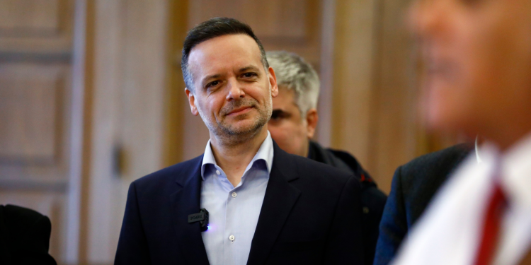 Κλίμα έντασης στο ΠΑΣΟΚ, Ανδρουλάκης κατά Δούκα, Γερουλάνου!