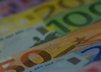 Τα «φέσια» του Δημοσίου «πνίγουν» την αγορά