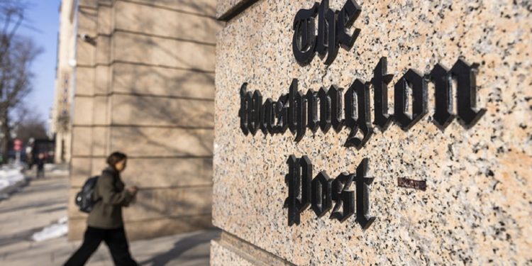 Washington Post: Η δημοκρατία στο «σκοτάδι» του Μπέζος