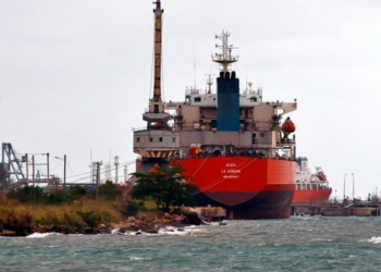 «Μπλακ άουτ» κηροζίνης στην Κούβα για έναν μήνα