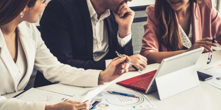 Τι αλλάζει σε συγχωνεύσεις, διασπάσεις και μετατροπές εταιρειών