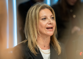 Παρέμβαση από τη Μαρία Καρυστιανού για την τραγωδία στη Χίο