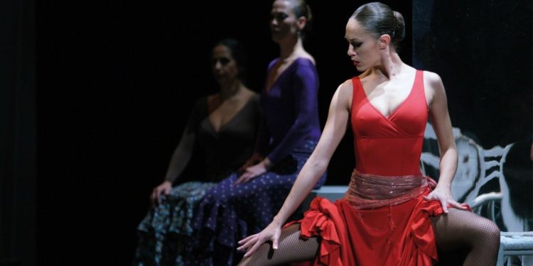 Μέγαρο Μουσικής: Έρχεται η εμβληματική «Κάρμεν» των Αντόνιο Γκάδες και Κάρλος Σάουρα