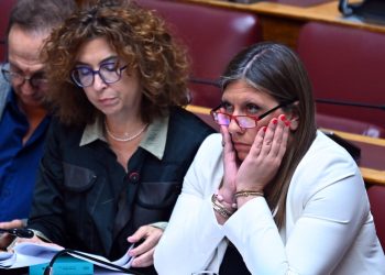 Ελένη Καραγεωργοπούλου: Οι αιχμές κατά Κωνσταντοπούλου μετά την ανεξαρτητοποίηση και η απάντηση της Ζωής