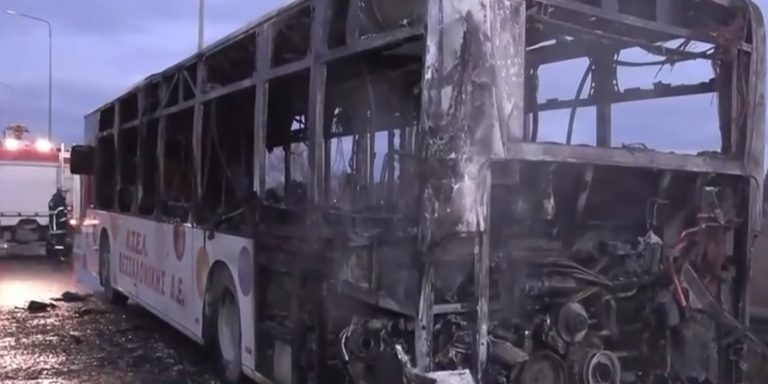 Θεσσαλονίκη: Φωτιά σε λεωφορείο εν κινήσει