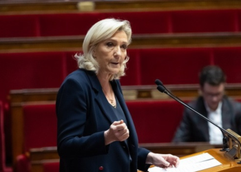 Μαρίν Λεπέν: Τον αποκλεισμό της από της προεδρικές εκλογές ζητούν Εισαγγελείς