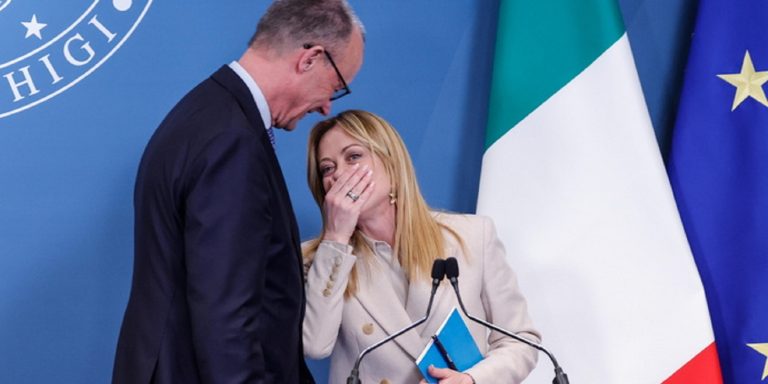 Η ιστορία επαναλαμβάνεται; Ο νέος άξονας Ρώμης-Βερολίνου στρατιωτικοποιεί την Ευρώπη