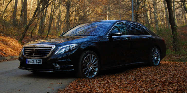 Mercedes: Λανσάρει προσκέφαλα που θα κάνουν μασάζ!