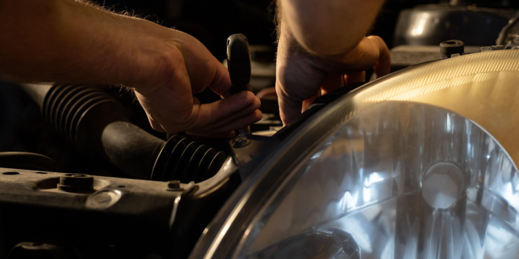 Αυτοκίνητο: Πώς να γράψει το κοντέρ 300.000 χιλιόμετρα