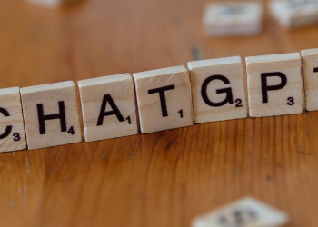 QuitGPT: Κίνημα μποϊκοτάζ στο ChatGPT λόγω σχέσεων με Τραμπ και ICE