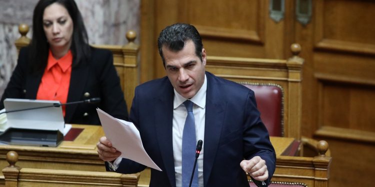 Νέο «δόγμα Πλεύρη» για την παράνομη μετανάστευση