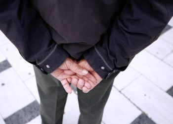 Καταδικασμένοι σε συντάξεις – χαρτζιλίκι πάνω από 1,2 εκατ. επαγγελματίες και αγρότες με εισφορές 30 και 40 χρόνων