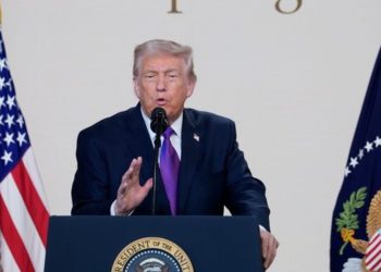 Τραμπ: Αύξησε τους δασμούς στην Ελβετία επειδή… «δεν του άρεσε ο τρόπος που του μίλησαν»