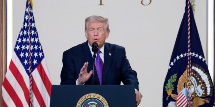 Τραμπ: Αύξησε τους δασμούς στην Ελβετία επειδή… «δεν του άρεσε ο τρόπος που του μίλησαν»