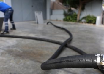 Ένας ακόμη πόλεμος κι όποιος-α αντέξει…