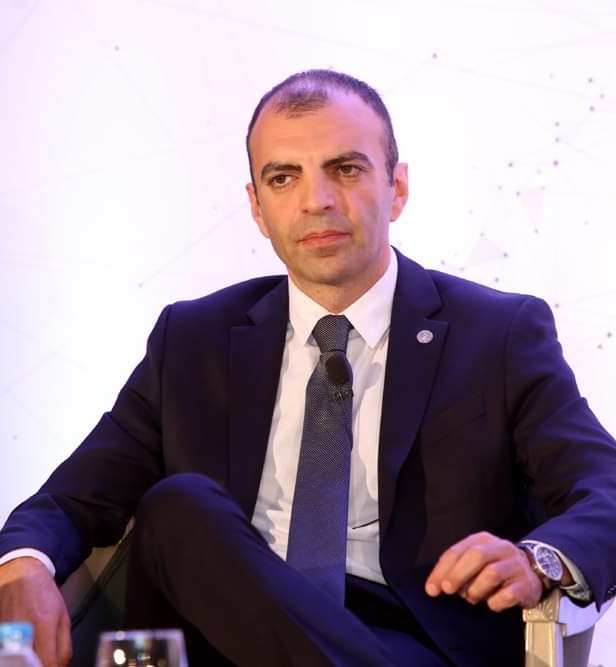 Μάκης Σαββίδης